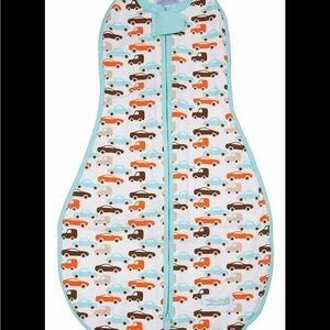 Woombie - Original Baby Swaddle- Newborn 0-3 Mo 5-13 Lbs Peanut Zip car print
